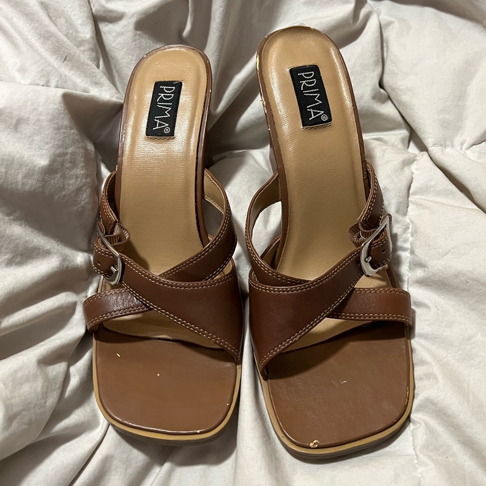 VINTAGE! Buckle Strap Detail Mule
